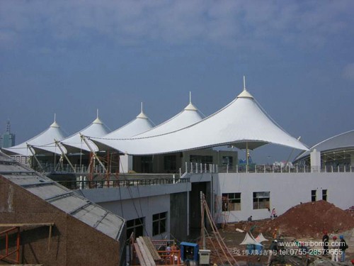 商業(yè)街屋頂遮陽膜結構二