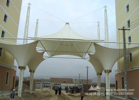 小區(qū)大門出入口膜結構一